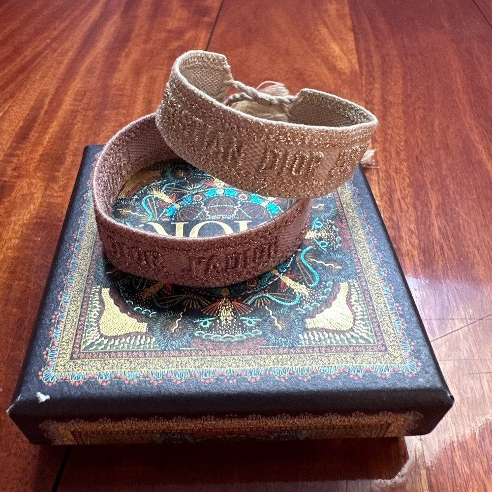 EXCLUSIVE Christian Dior Bracelet Set